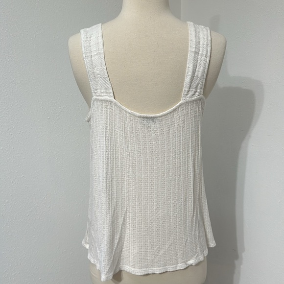 Lucky Brand Tank Top - Picture 3 of 7